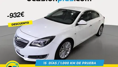 Blanco Usado 2015 Opel Insignia Excellence Berlina | 11.297 € (Precio justo)