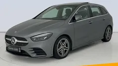 Gris / plata Usado 2021 Mercedes B220 Monovolumen | 29.900 € (Precio justo)