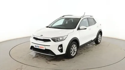 Usado Kia Stonic 85 CV (62 kW) 2017 Blanco SUV