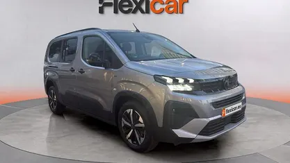 Usado 2025 Peugeot Rifter GT Monovolumen | 26.490 € (Precio justo)