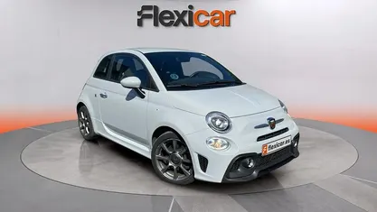 Usado Abarth 595 165 CV (121 kW) 2022 Gris Utilitario