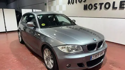 Käytetty BMW 118 143 HP (105 kW) 2009 Harmaa Viistoperä
