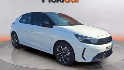 Usado Opel Corsa 101 CV (74 kW) 2023 Blanco Berlina