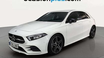 Begagnad Mercedes A200 AMG 163 HK (119 kW) 2021 Vit Halvkombi
