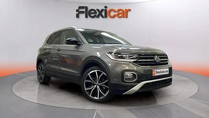 Usado VW T-Cross Sport 110 CV (80 kW) 2022 Gris SUV