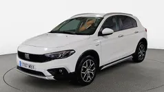 Blanco Usado 2022 Fiat Tipo Cross Utilitario | 14.446 € (Buen precio)
