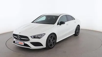 Usado Mercedes CLA200 AMG line 163 CV (119 kW) 2020 Blanco Berlina