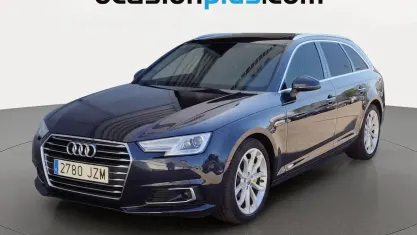 Usado Audi A4 Design 190 CV (139 kW) 2017 Azul Familiar