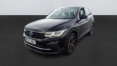 Negro Usado 2022 VW Tiguan Life SUV | 29.200 € (Precio justo)