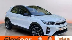 Usado 2018 Kia Stonic SUV | 13.290 € (Precio justo)