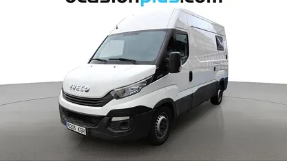 Usado Iveco Daily 156 CV (114 kW) 2018 Berlina