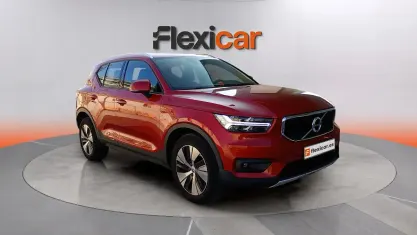 Usado Volvo XC40 163 CV (119 kW) 2020 Rojo SUV