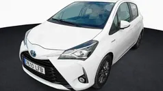 Usado 2020 Toyota Yaris Hybrid Active Berlina | 15.200 € (Buen precio)