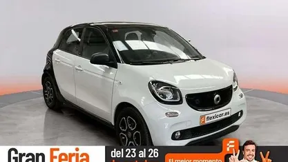 Blanco Usado 2019 Smart ForFour Electric Drive Utilitario | 8290 € (Precio justo)