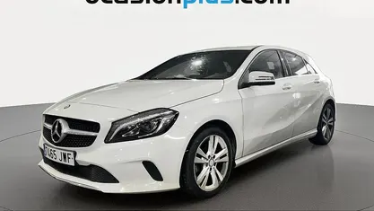 Blanco Usado 2017 Mercedes A200 Utilitario | 19.065 € (Precio justo)