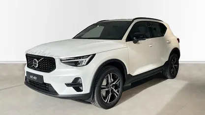 Usado Volvo XC40 Plus 163 CV (119 kW) 2026 SUV