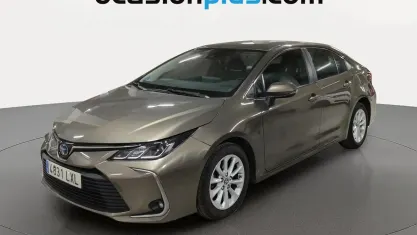 Usado Toyota Corolla Business Edition 122 CV (89 kW) 2022 Marrón Berlina
