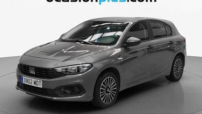 Usado Fiat Tipo 100 HP (73 kW) 2023 Cinzento Citadino