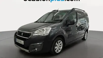Usado Peugeot Partner Tepee 100 CV (73 kW) 2018 Gris Monovolumen