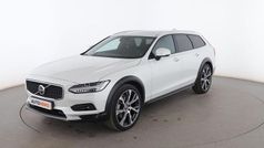 Blanco Usado 2024 Volvo V90 CC Plus Familiar | 43.599 € (Buen precio)