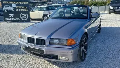 Usado BMW 320 150 CV (110 kW) 1994 Azul Descapotable
