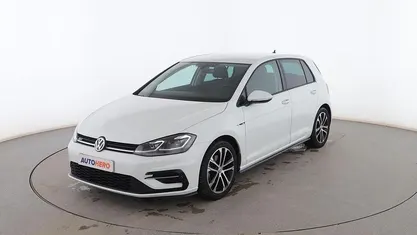 Blanco Usado 2018 VW Golf VII Sport Utilitario | 16.599 € (Precio justo)