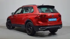 Rojo Usado 2023 VW Tiguan Sportline SUV | 35.286 € (Precio justo)