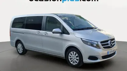 Usado Mercedes V220 163 CV (119 kW) 2017 Gris Monovolumen