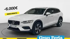 Usado 2022 Volvo V60 CC Familiar | 34.650 € (Precio justo)