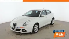 Blanco Usado 2016 Alfa Romeo Giulietta Distinctive Utilitario | 9599 € (Buen precio)