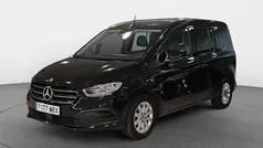 Negro Usado 2022 Mercedes 180 Berlina | 25.819 € (Precio justo)