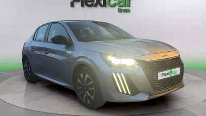 Usado Peugeot 208 Allure 102 CV (75 kW) 2024 Utilitario