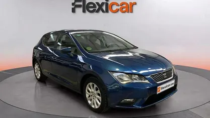 Usado Seat Leon CONNECT 110 CV (80 kW) 2016 Azul Berlina