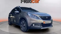 Usado 2017 Peugeot 2008 Allure SUV | 9890 € (Precio justo)
