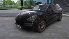 Negro Usado 2022 Porsche Cayenne Platinum Edition SUV | 79.600 € (Buen precio)