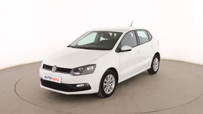 Usado VW Polo 75 CV (55 kW) 2017 Blanco Berlina