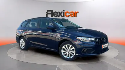 Usado Fiat Tipo S 95 CV (69 kW) 2019 Azul Berlina