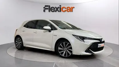 Usado Toyota Corolla Style 180 CV (132 kW) 2021 Blanco Berlina