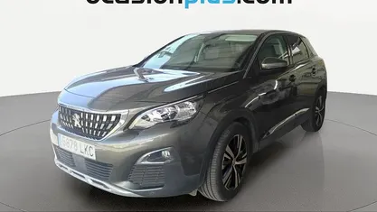 Usado Peugeot 3008 Allure 130 CV (95 kW) 2020 Gris SUV