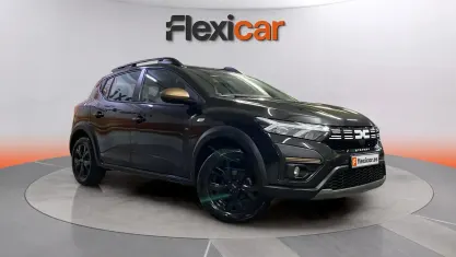 Käytetty Dacia Sandero Extreme 101 HP (74 kW) 2025 Musta Viistoperä