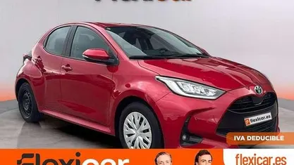 Usado Toyota Yaris Hybrid Active 116 CV (85 kW) 2023 Utilitario