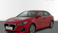 Rojo Usado 2019 Hyundai i30 Berlina | 15.900 € (Precio justo)