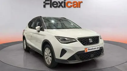 Usado 2023 Seat Arona Style SUV | 14.490 € (Buen precio)