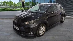 Negro Usado 2021 Toyota Yaris Hybrid Business Edition Utilitario | 17.800 € (Precio justo)