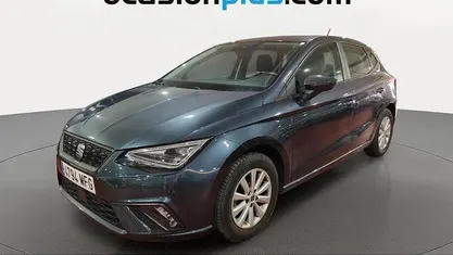 Usado Seat Ibiza Style 80 CV (58 kW) 2023 Gris Utilitario