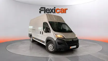 Usado Citroën Jumper 165 CV (121 kW) 2021 Blanco Monovolumen