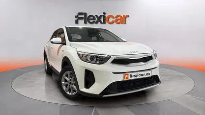 Usado Kia Stonic 84 CV (61 kW) 2022 SUV