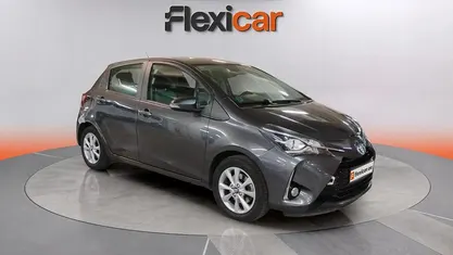 Usado Toyota Yaris Hybrid Active 100 CV (73 kW) 2019 Utilitario