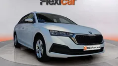 Blanco Usado 2021 Skoda Octavia Familiar | 18.490 € (Precio justo)