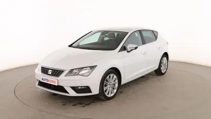 Usado Seat Leon XCELLENCE 150 CV (110 kW) 2019 Blanco Berlina